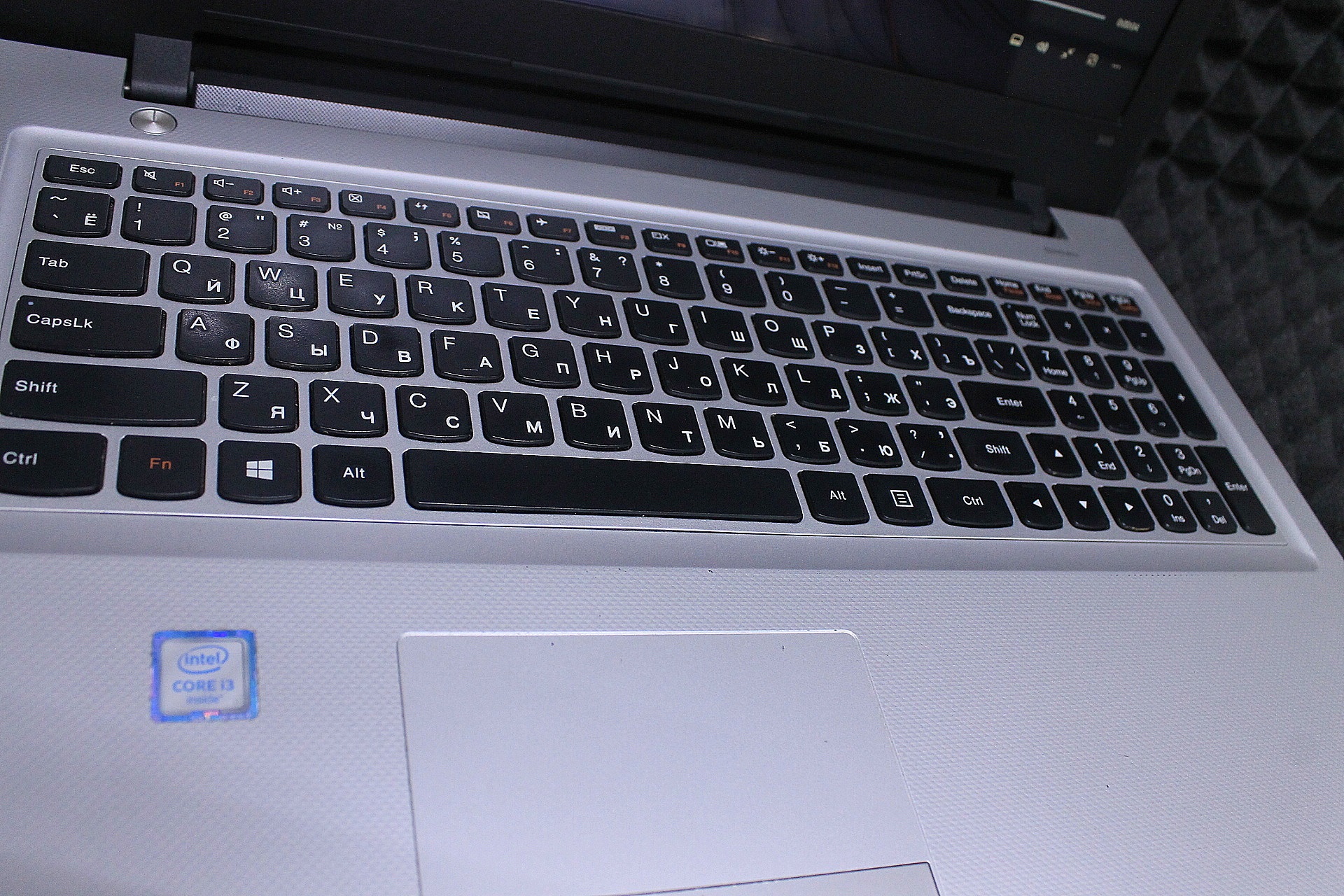 Ноутбук Lenovo ldeaPad 300-15ISK 80Q701JFRK