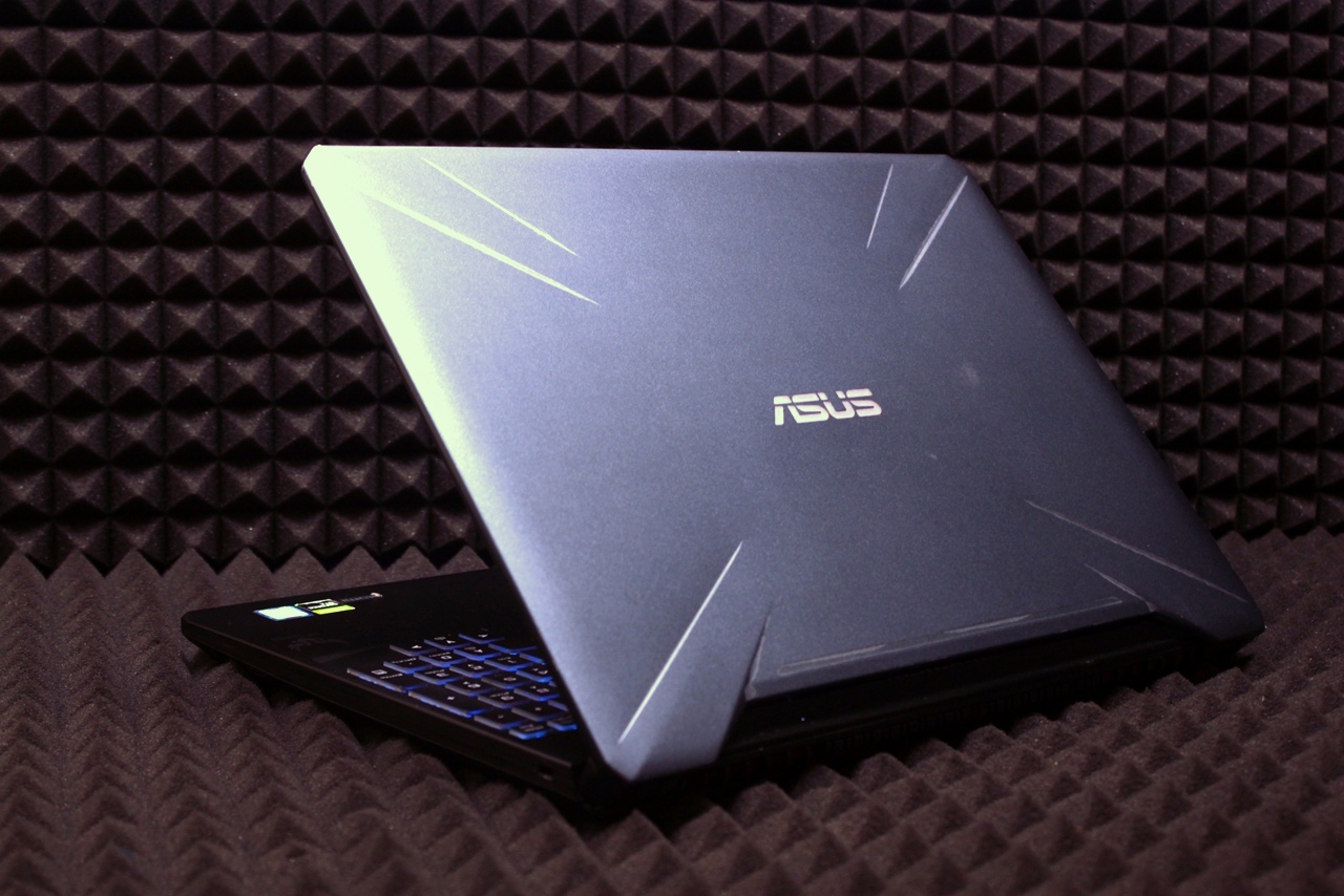 Ноутбук Asus FX95GT9300-0D8AXYA4X10