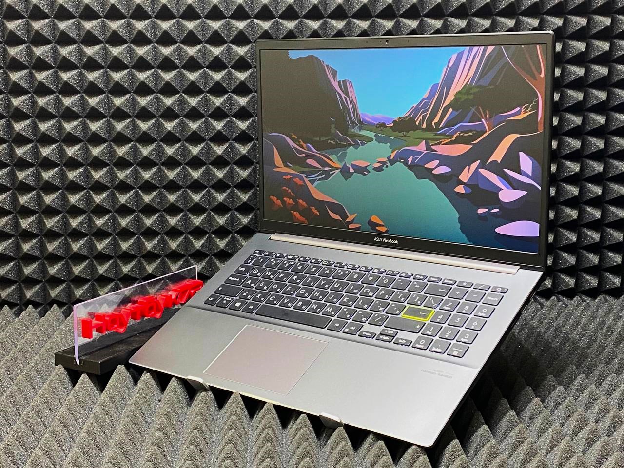 Ноутбук Asus VivoBook X521FL-S533F1