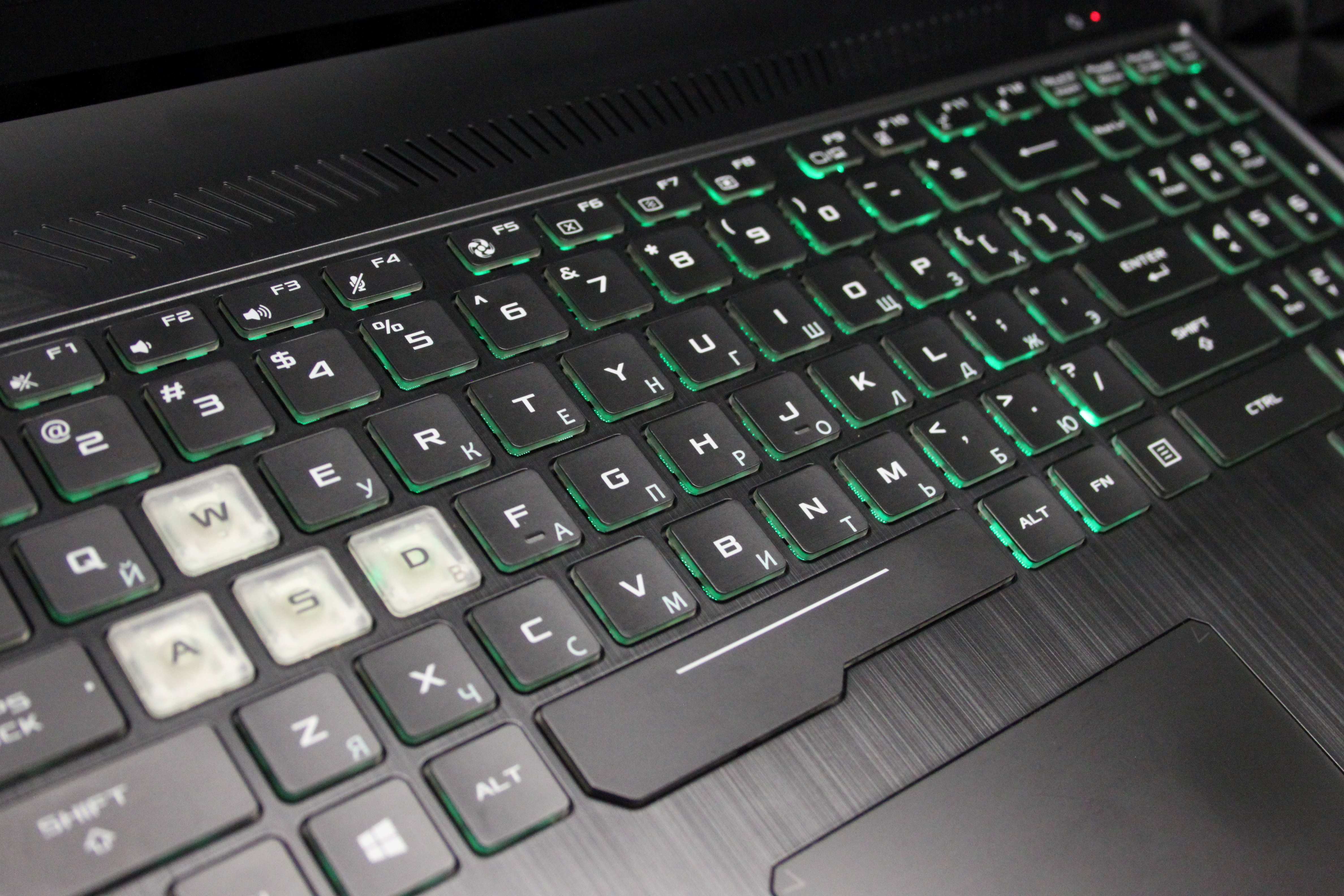 Ноутбук Asus Tuf Gaming FX86F 9560NGW JCNRV01R3150E