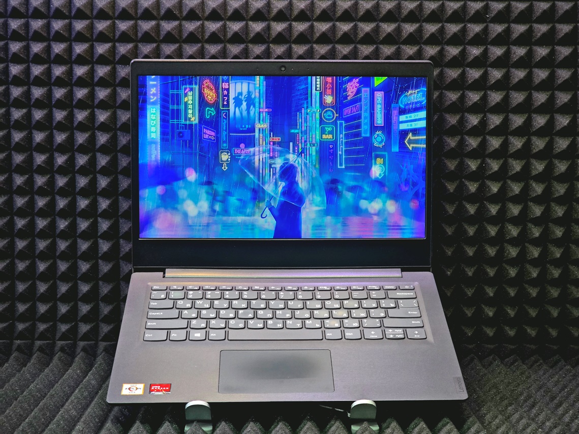 Ноутбук Lenovo IdeaPad 3 V14-ADA82C6 (82C6S0399002)