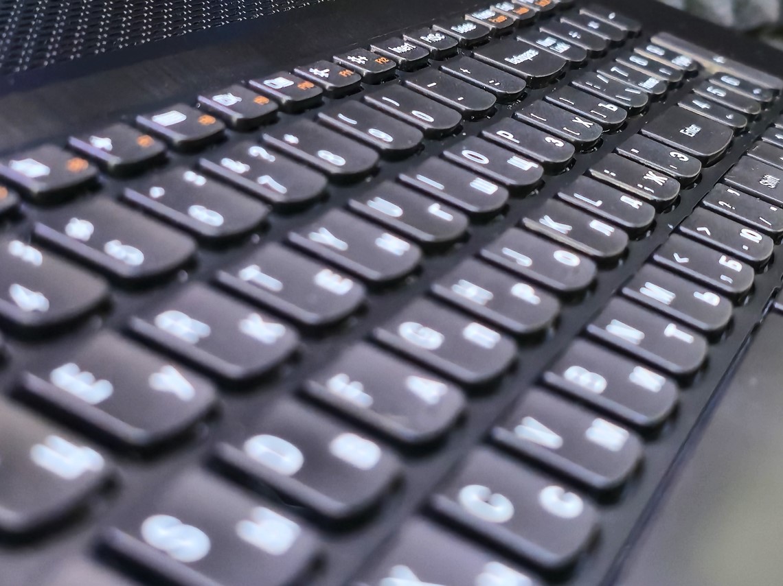 Ноутбук Lenovo Ideapad G710 20052