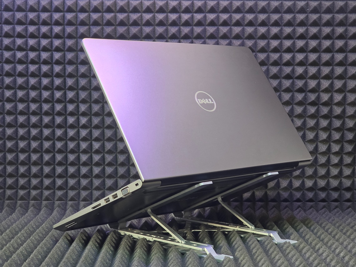 Ноутбук Dell Vosto 15 P26F0011