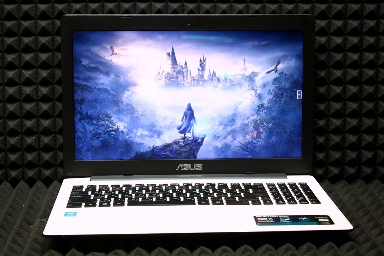 Ноутбук Asus X553MA-XX130H