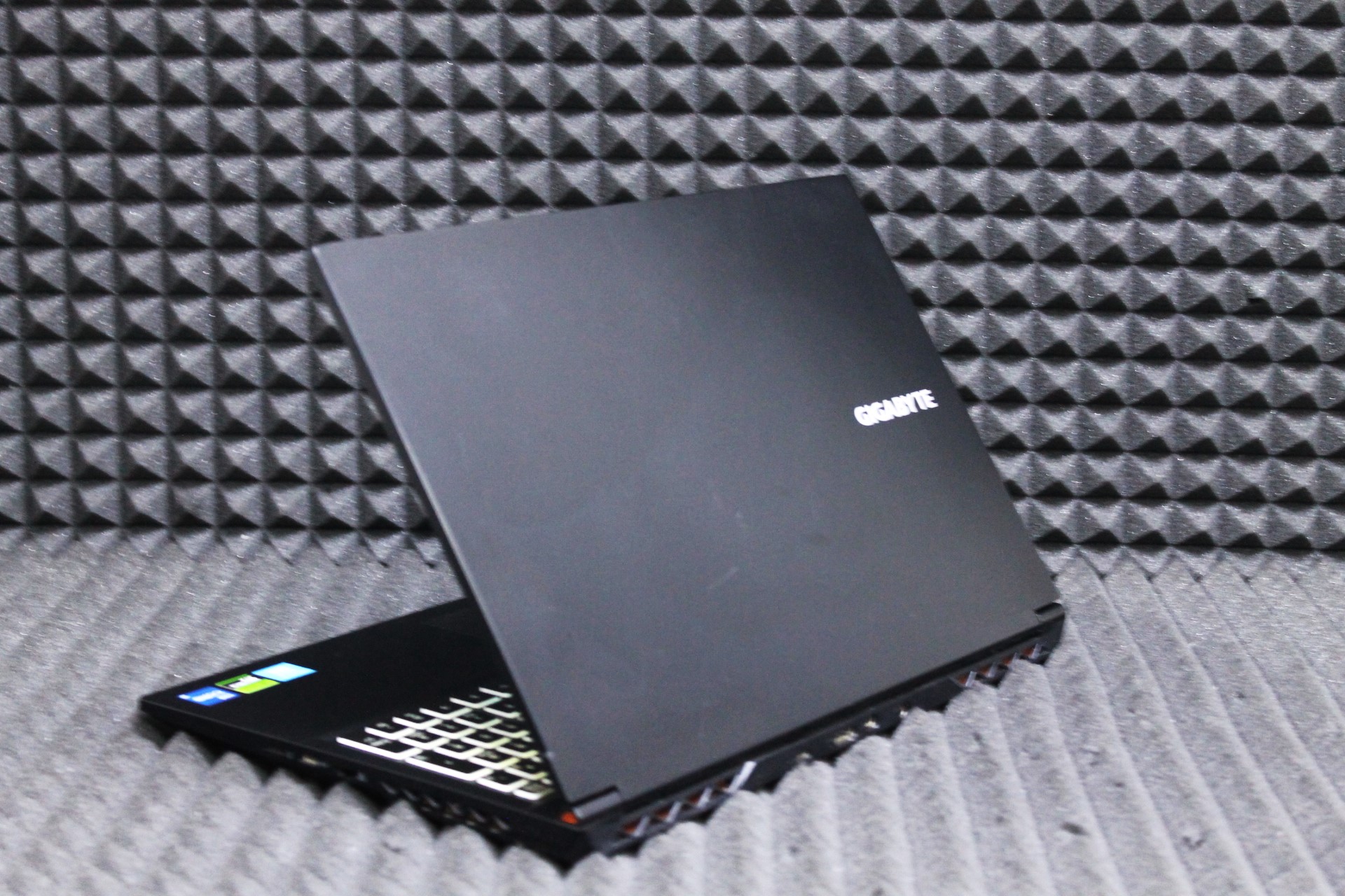 Ноутбук Gigabyte G5 MFG