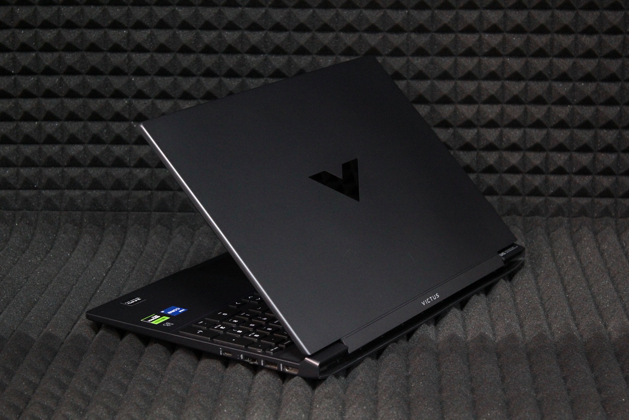 Ноутбук HP Victus 15-fa0065ci (2)