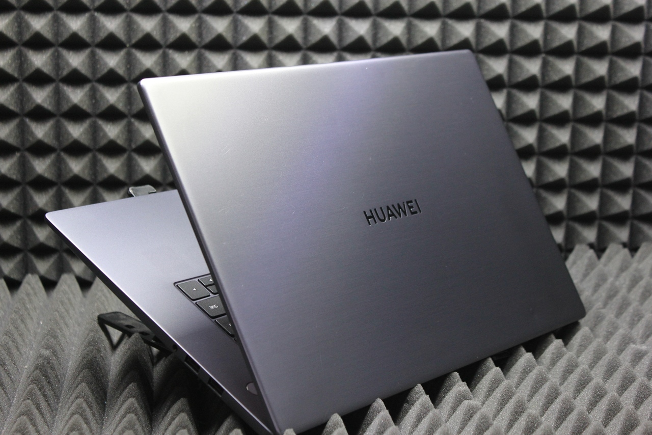 Ноутбук Huawei MateBook D15 BoDE-WDH9