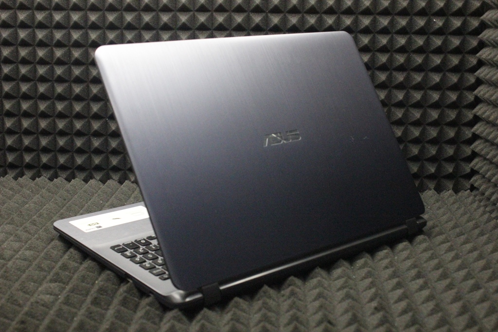 Ноутбук Asus F507UF-EJ229T