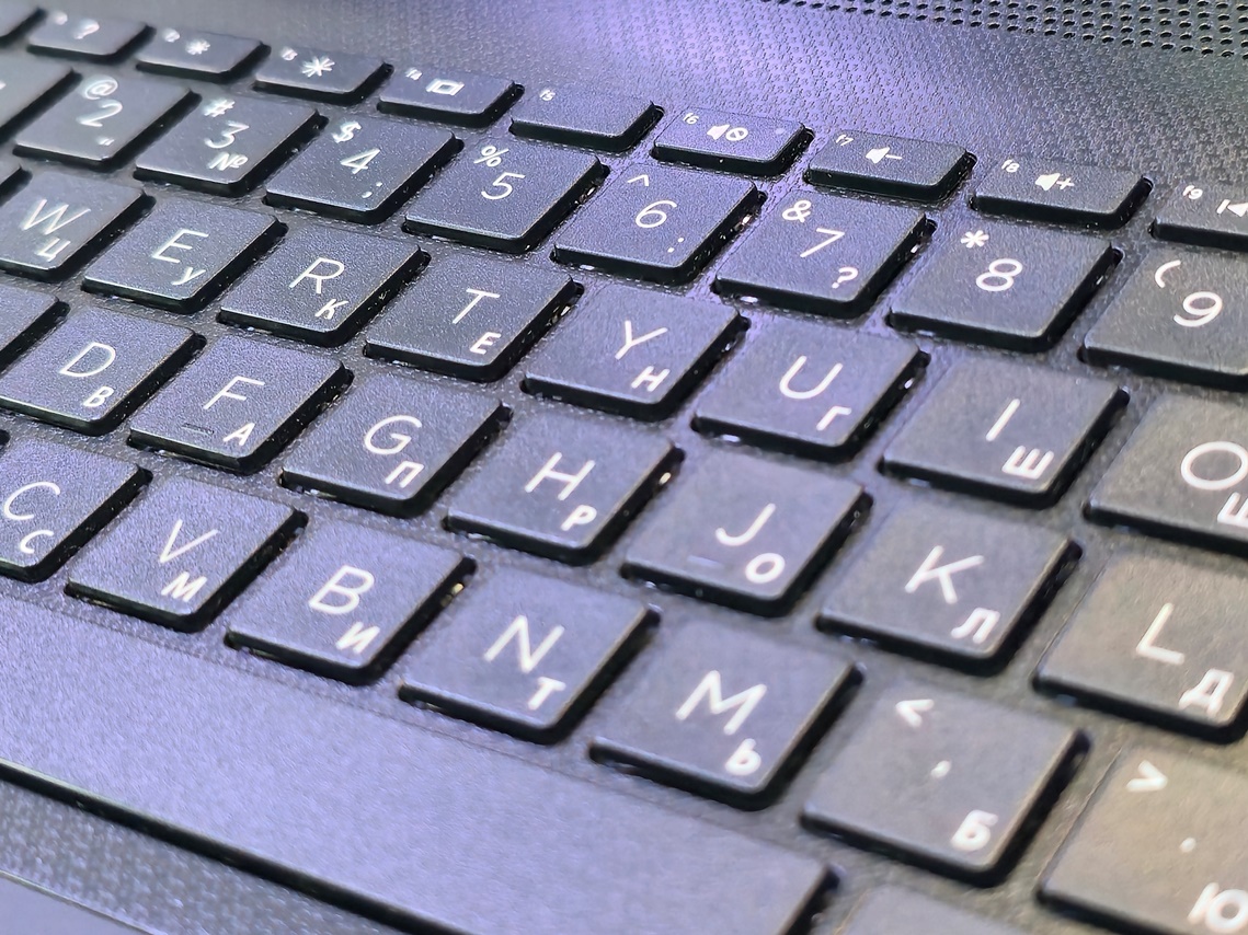 Ноутбук HP 15-dw1127ur