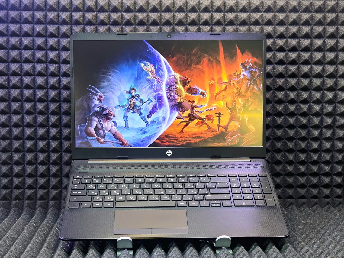 Ноутбук HP 15-dw1127ur