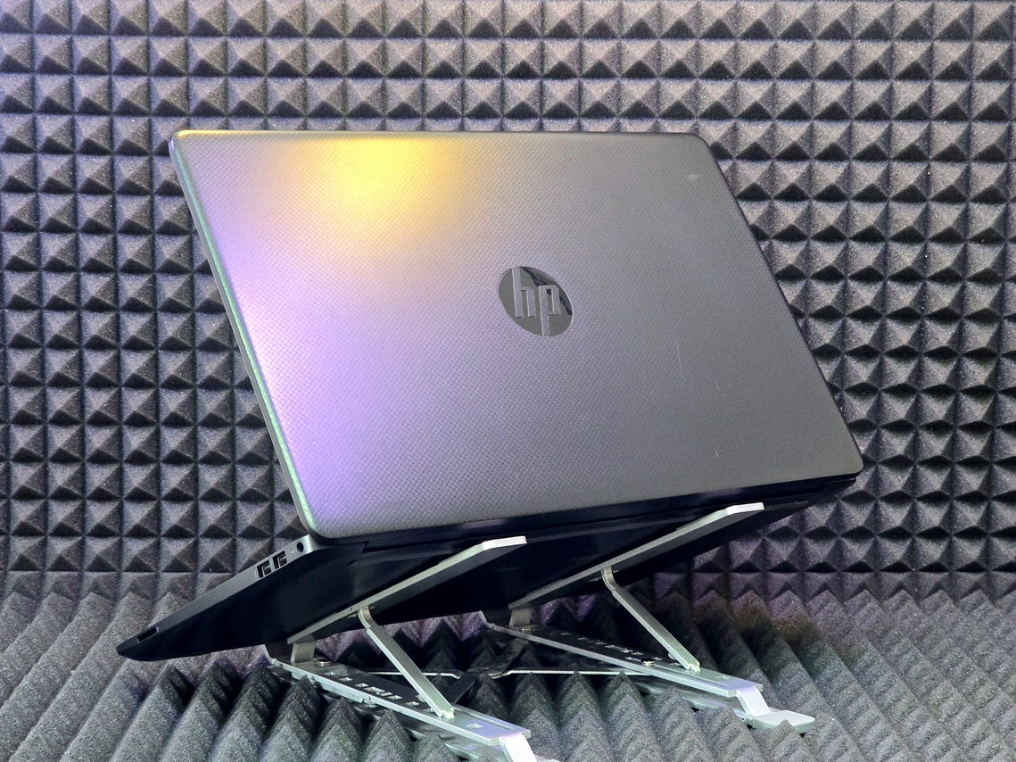 Ноутбук HP 15-dw1127ur