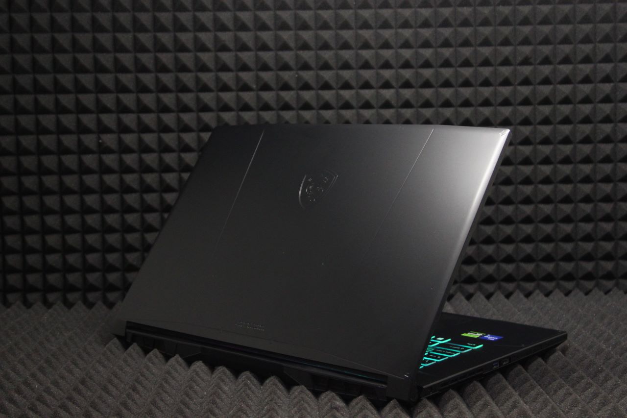 Ноутбук MSI Katana 17 B12VFK-463XRU(r)