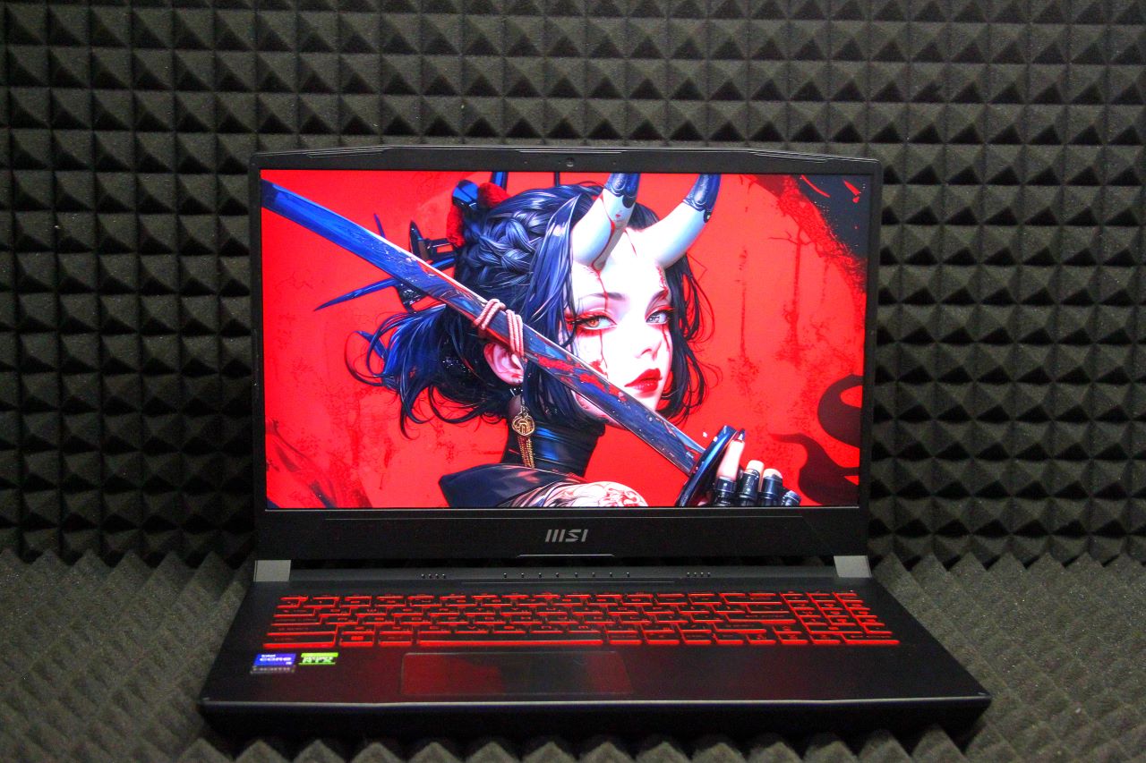 Ноутбук MSI Katana GF-66-12UE-1060RU-BB51245H