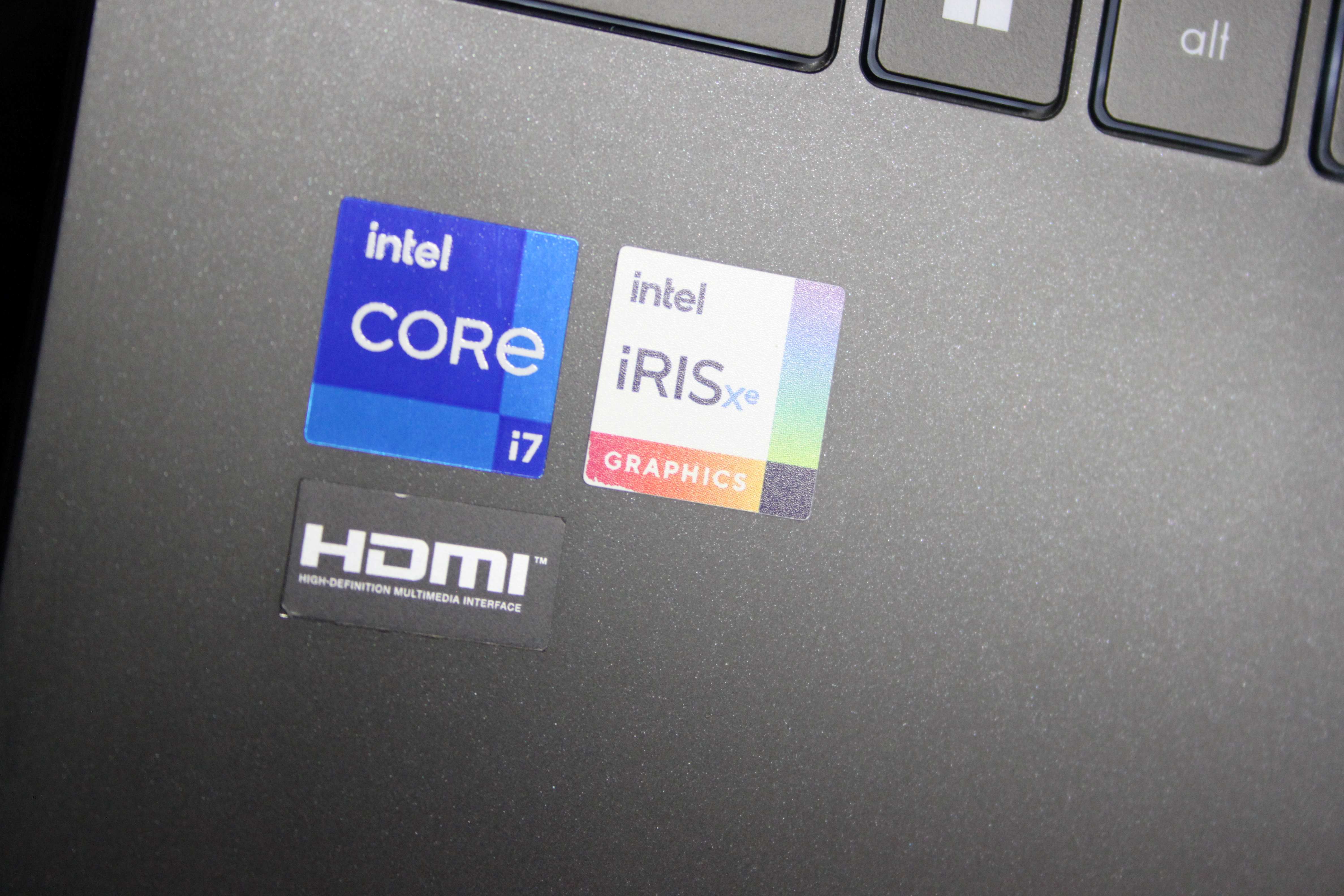 Ноутбук MSI Modern 15 B12M-208RU-BB71255U