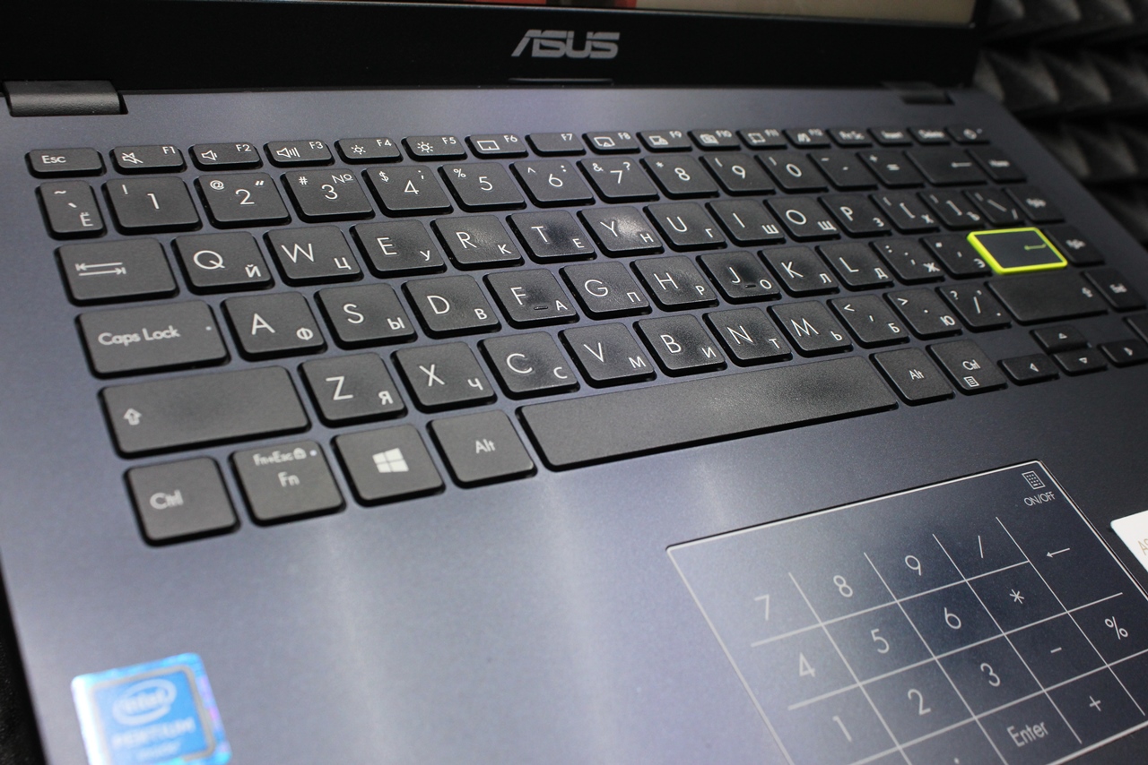 Ноутбук ASUS R429MA-EB642T