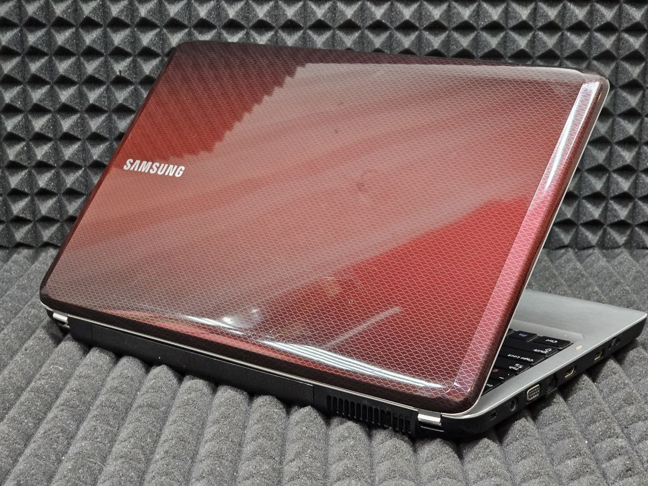 Ноутбук Samsung R525 NP-R525L