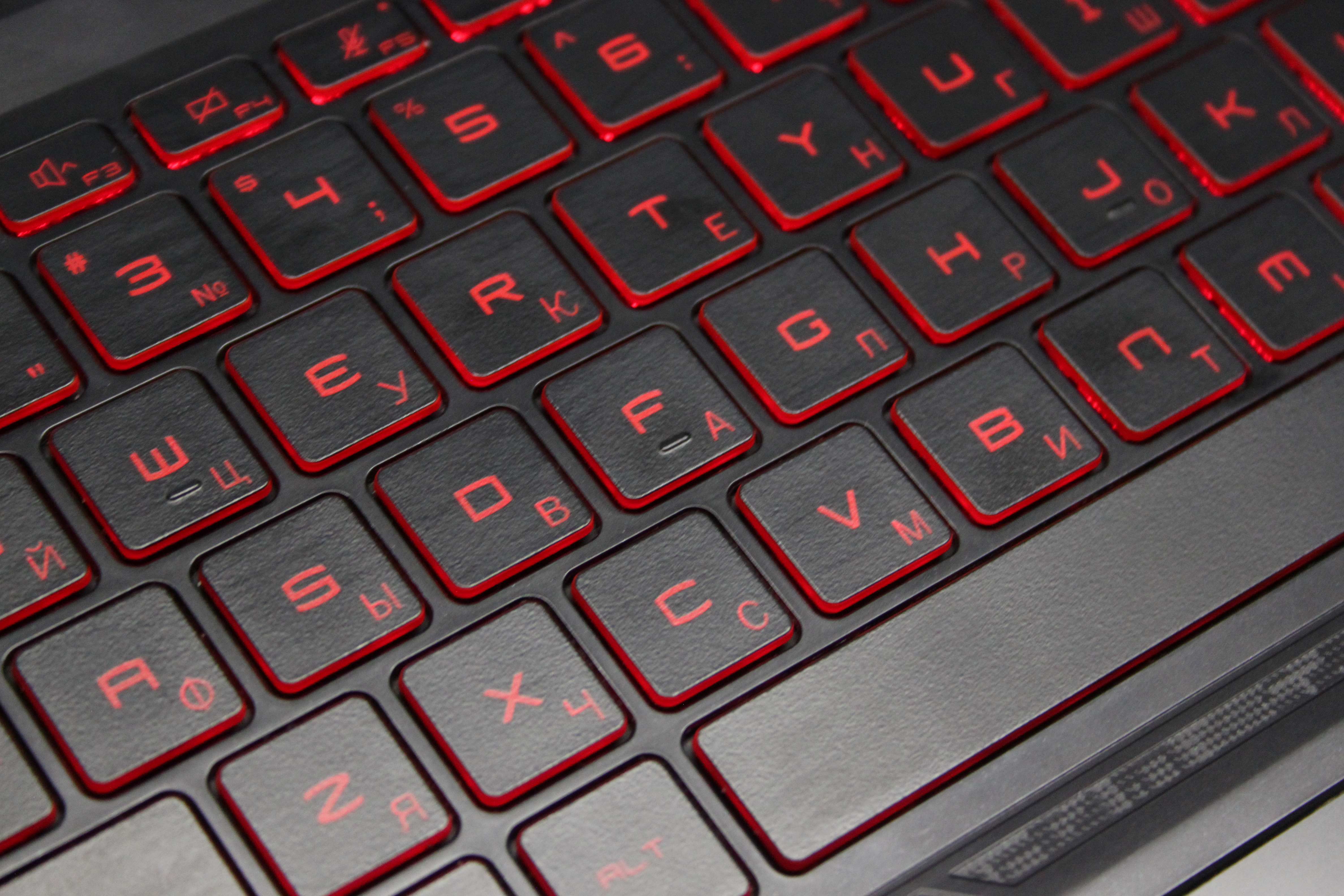 Ноутбук MSI Katana 17 B11UСX-897XRU