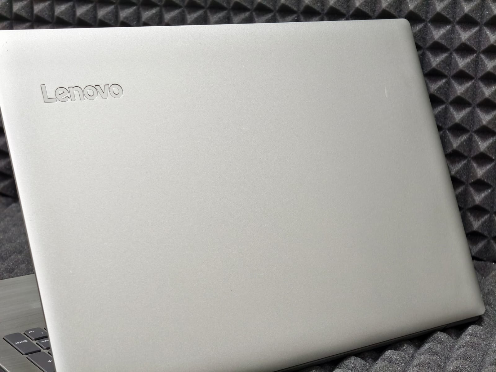 Ноутбук Lenovo ideapad 320-15AST 80XV