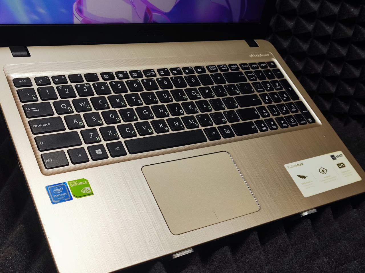Ноутбук ASUS D540NV-GQ065T-
