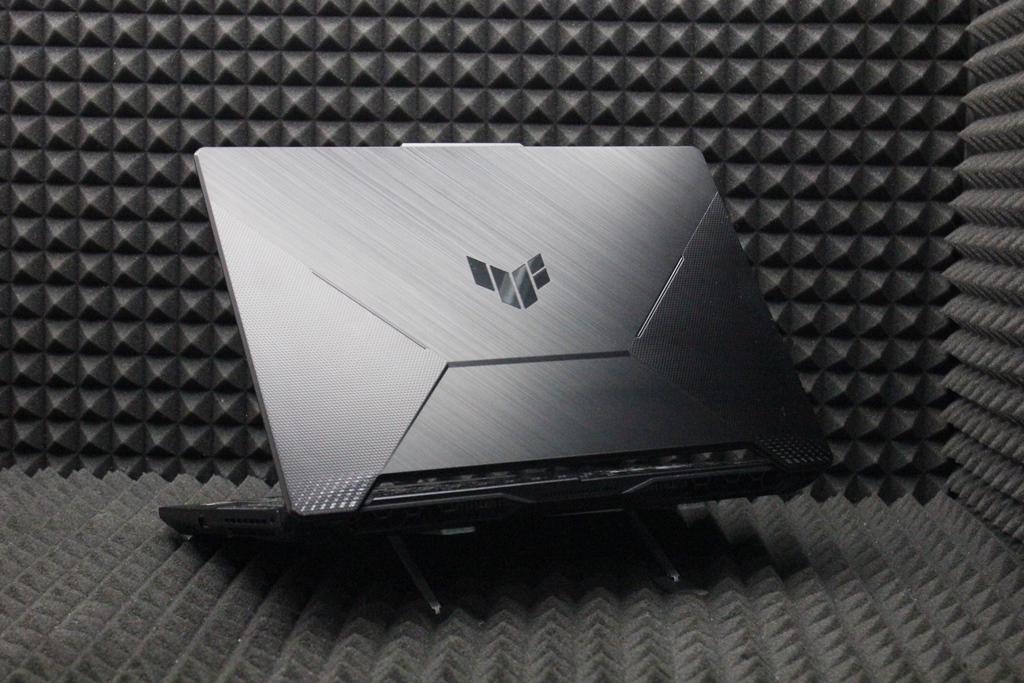 Ноутбук Asus TuF Gaming FA506-HN100