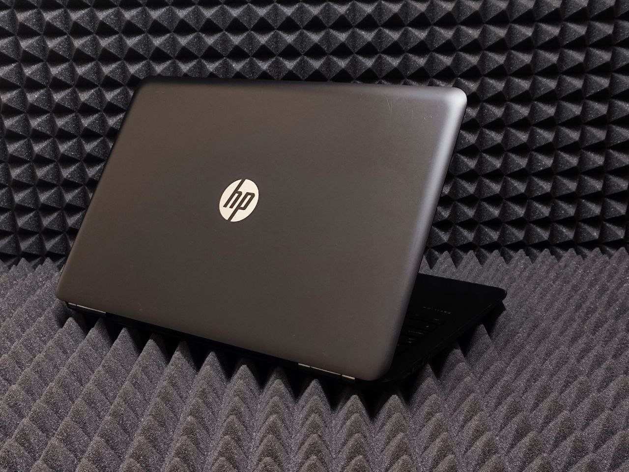 Ноутбук HP 15-BC304UR 2PP55EA