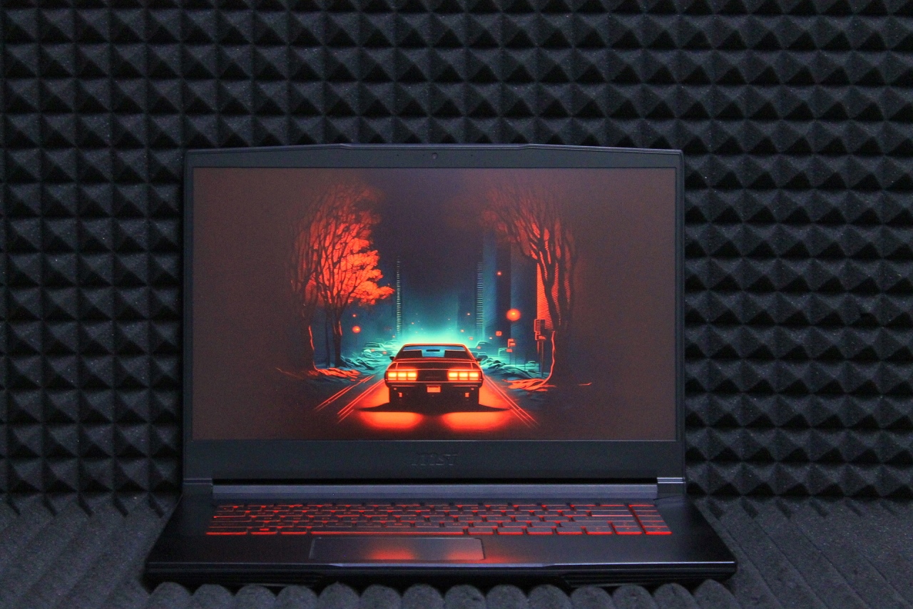 Ноутбук MSI GF66 Thin 10UE-246XRU-BB51050H