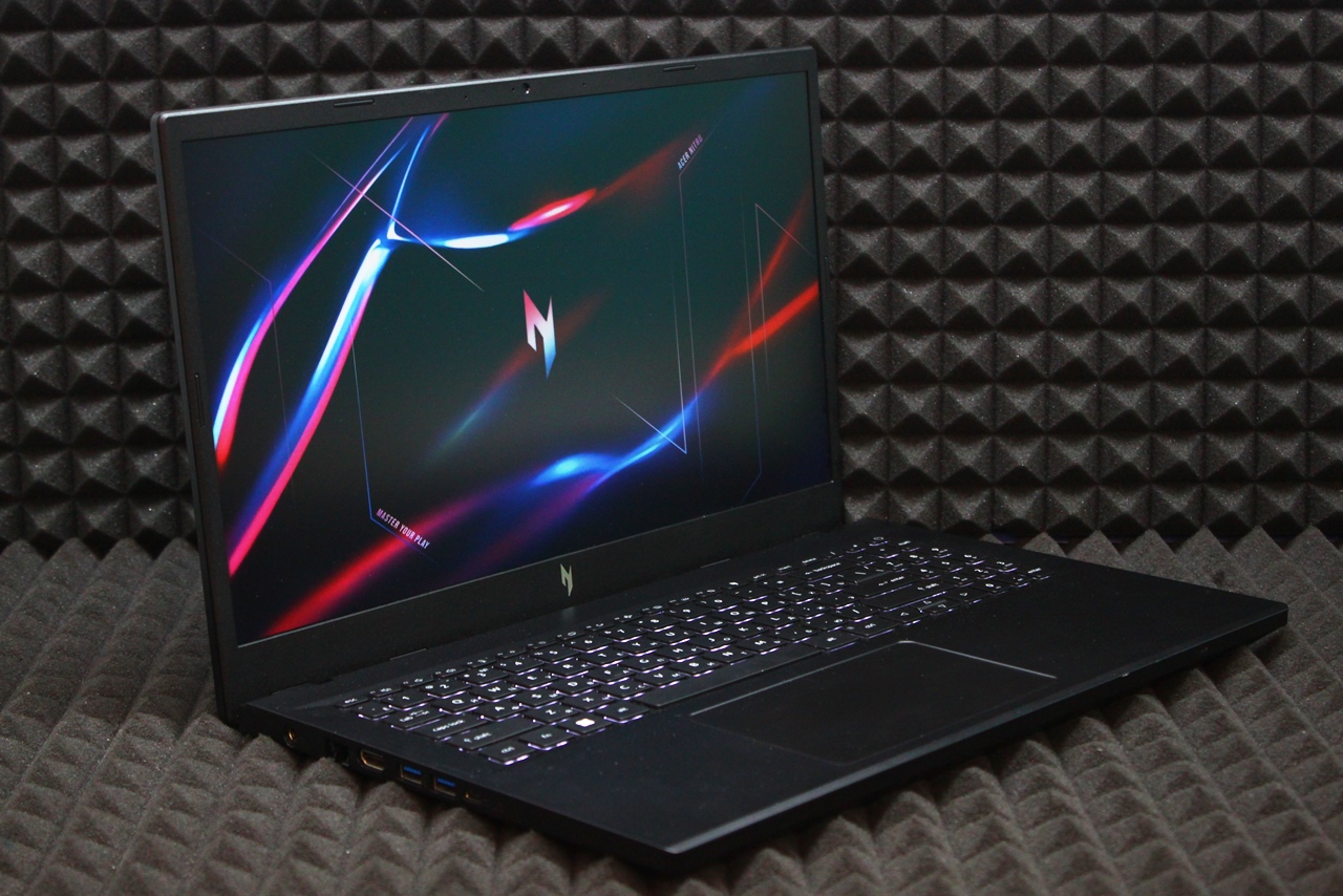Ноутбук Acer Nitro V 15 ANV15-41-R708