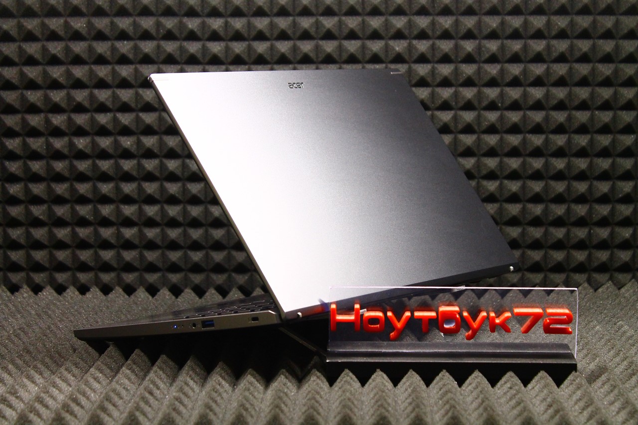 Ноутбук Acer Aspire 5 A515-57-555M