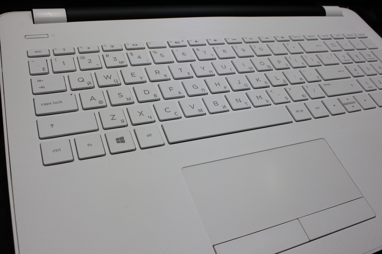 Ноутбук HP 15-rb512ur 9QY39EA