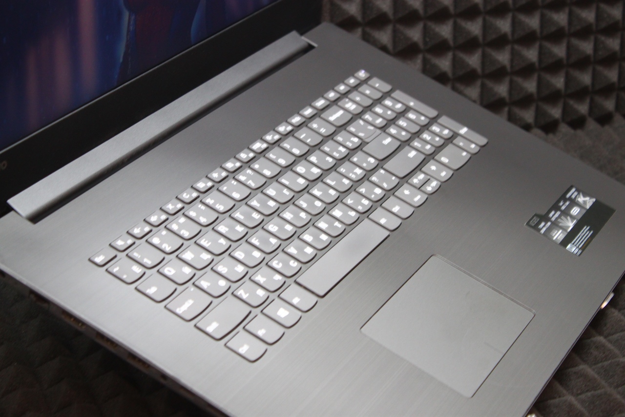 Ноутбук Lenovo IdeaPad V320-17IKB 81CN001HRU