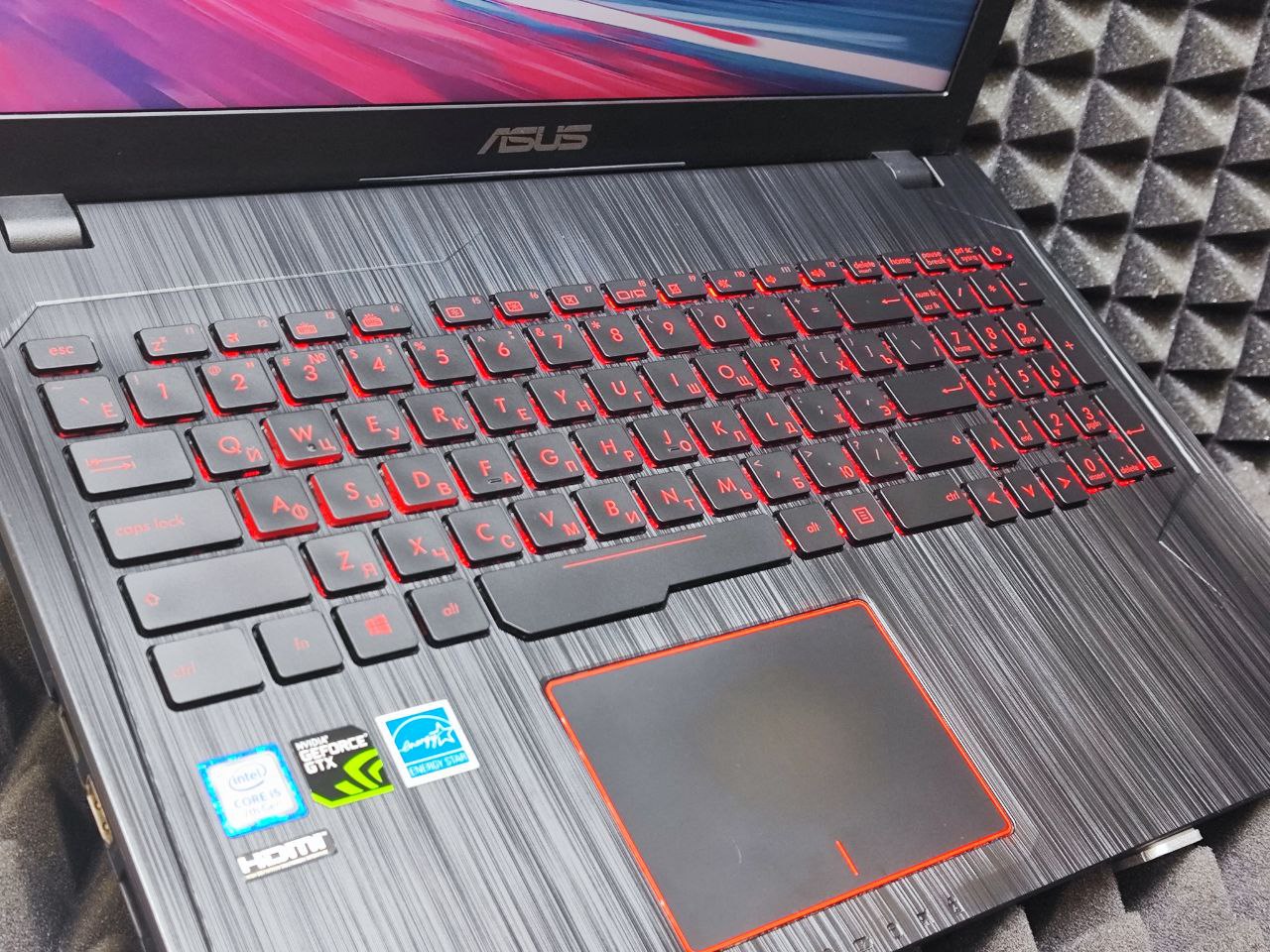 Ноутбук ASUS FX553VE-DM429T