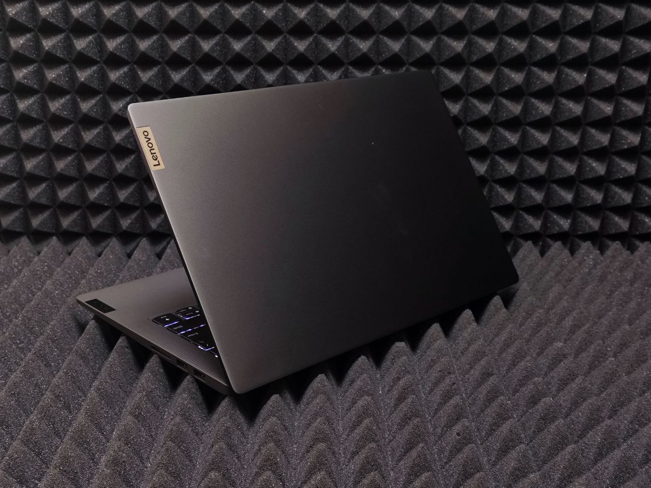 Ноутбук Lenovo 14ITL05 82FE00CQRK