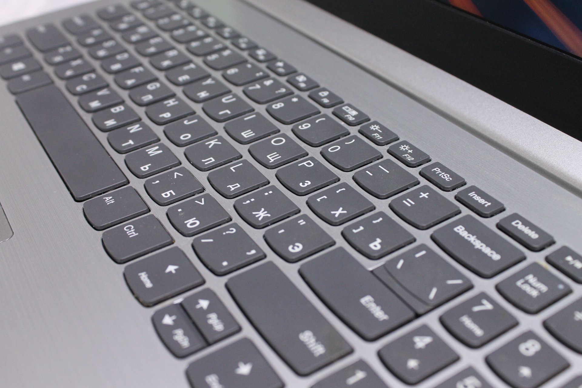 Ноутбук Lenovo 330-15IKB (81DC00PNRU)