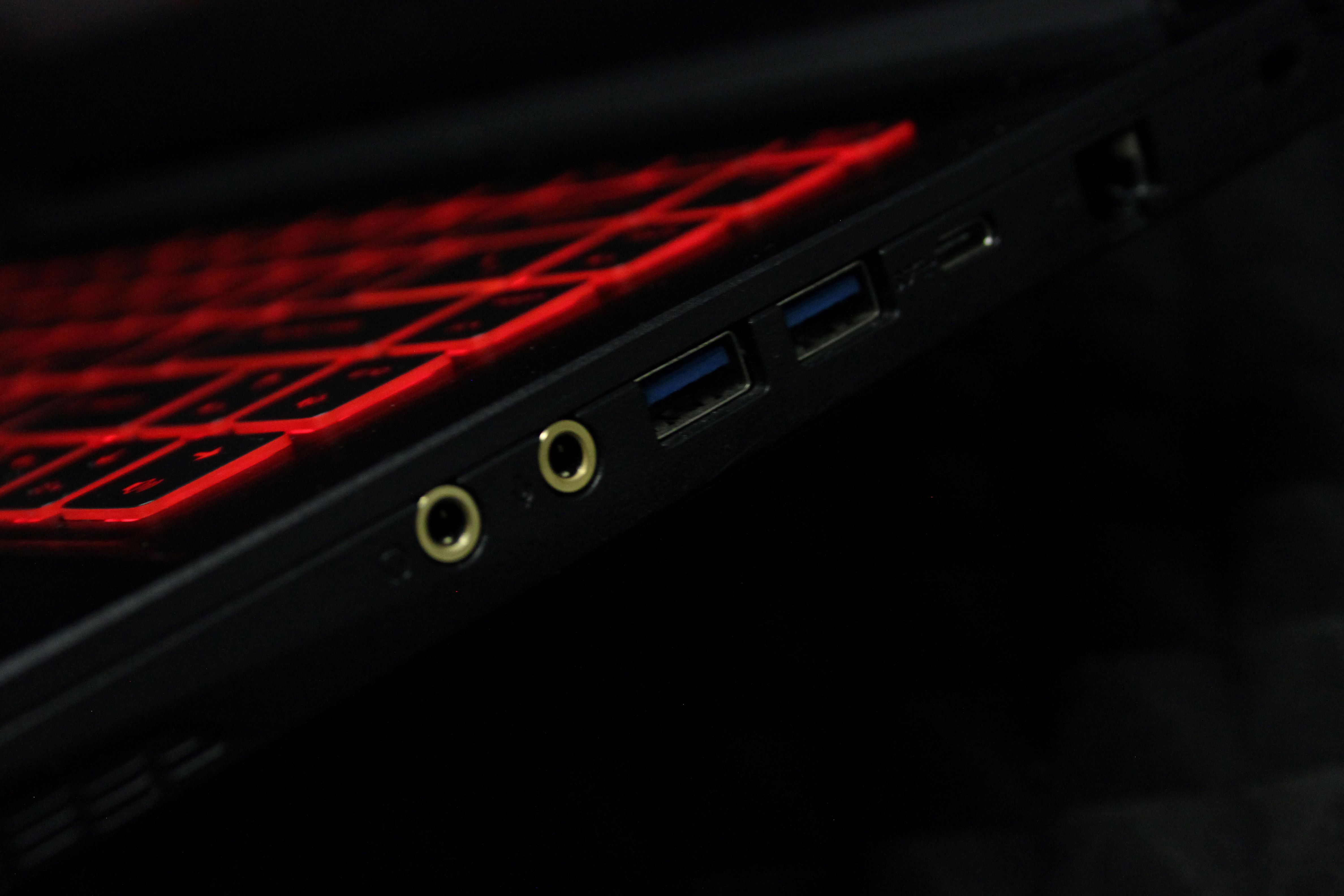 Ноутбук MSI GF63 Thin 11UC-255XRU