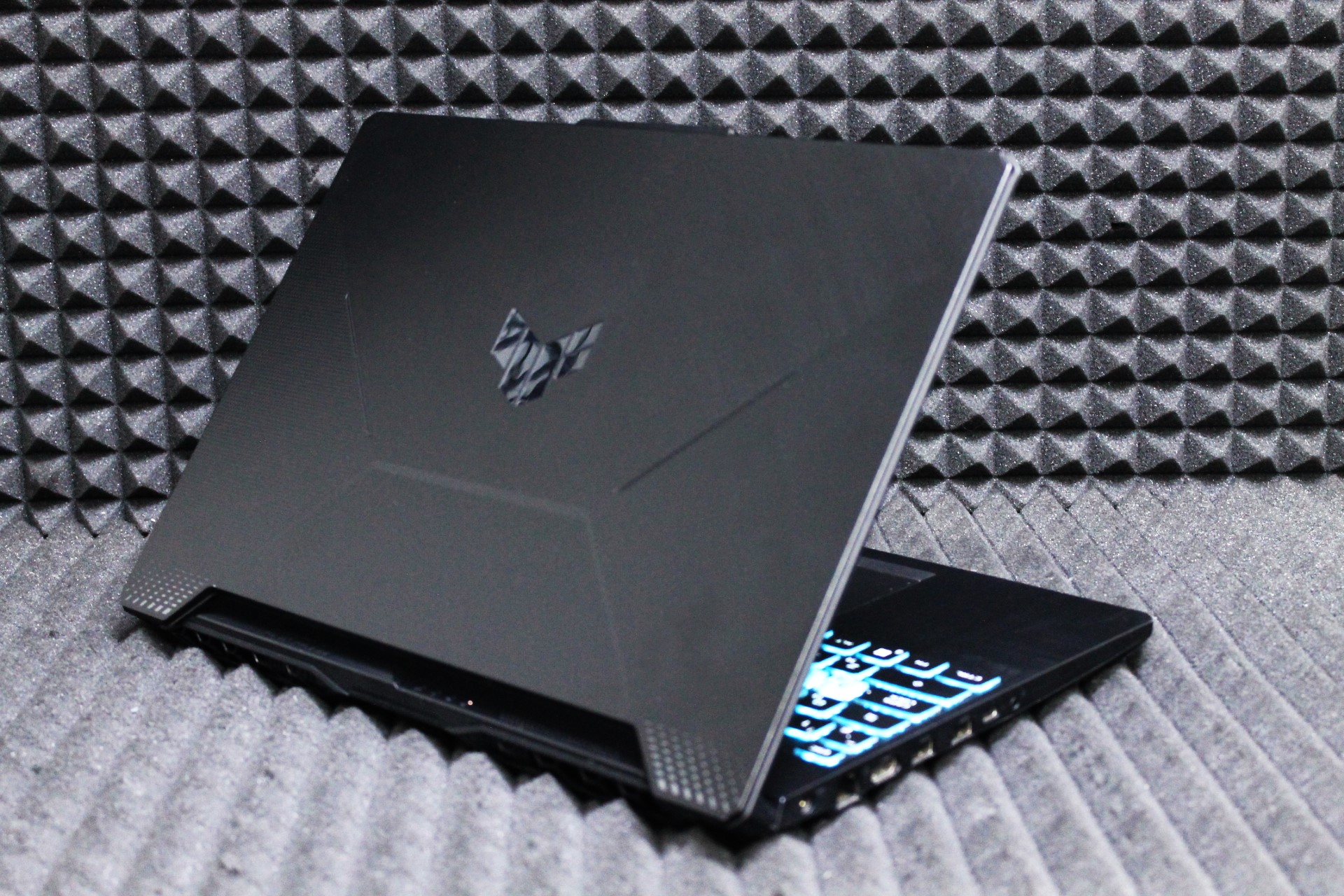 Ноутбук Asus Tuf Gaming A15 Fa506NF-HN100