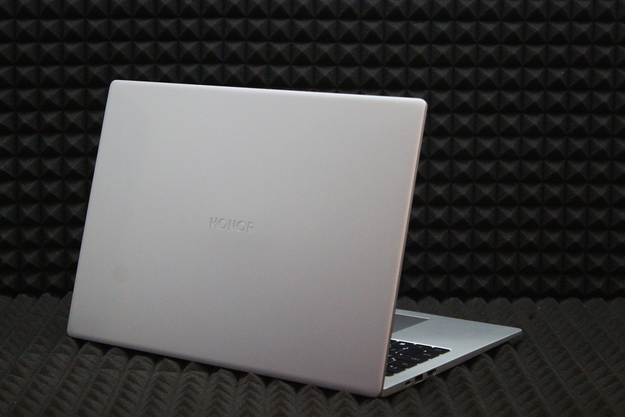Ноутбук HONOR MagicBook X 16 Pro BRN-G56