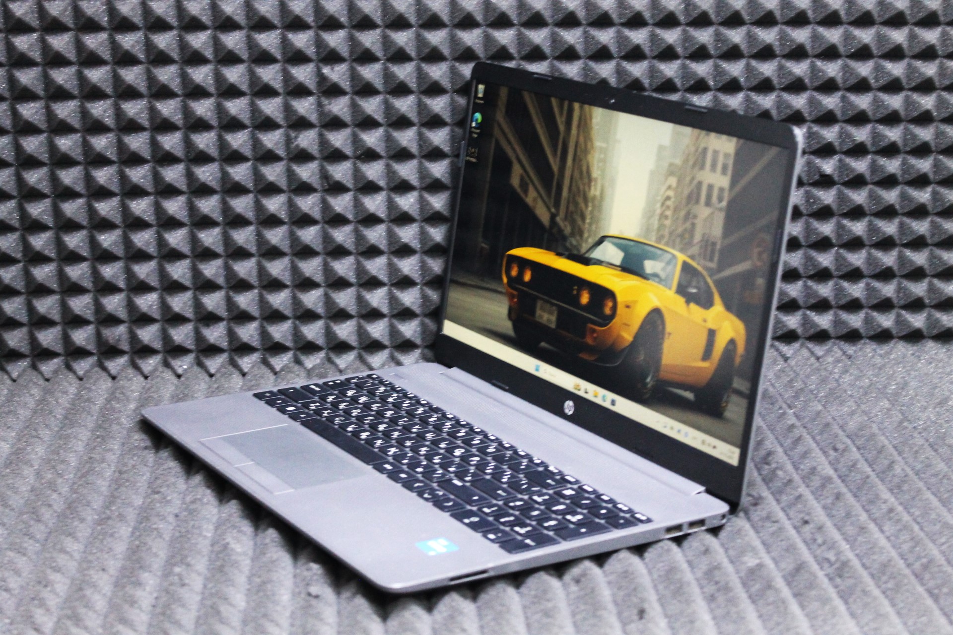 Ноутбук HP 250 G8