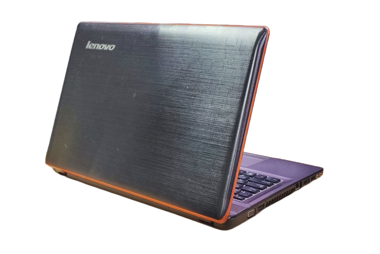 Ноутбук Lenovo IdeaPad Y570 i7-2630QM/GT 555M/8/256