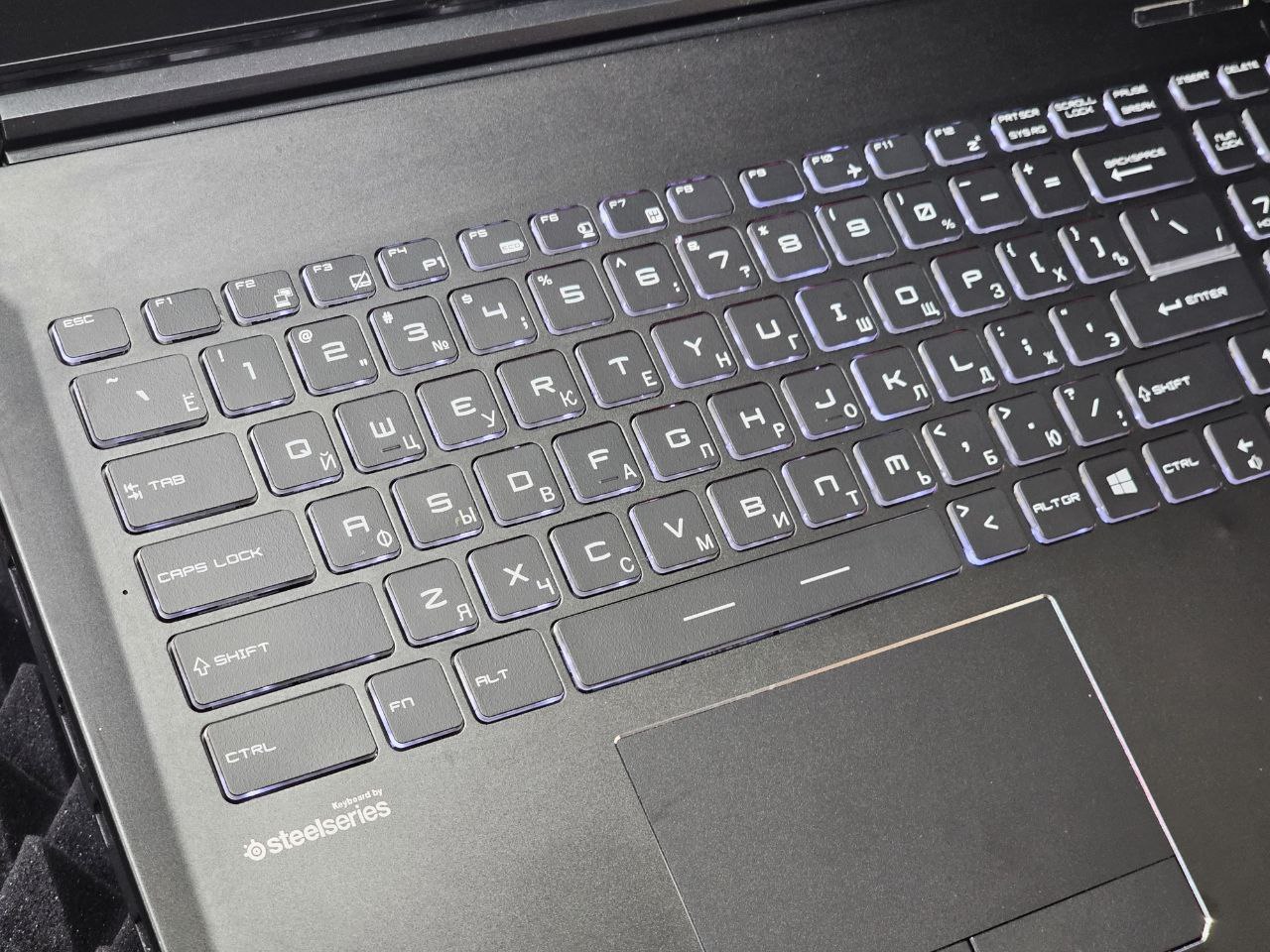 Ноутбук MSI GP62MVR 7RF