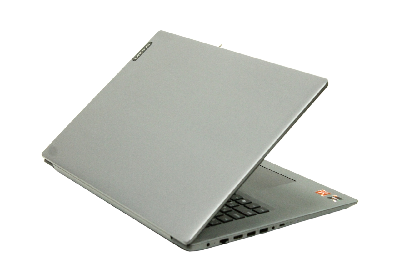 Ноутбук Lenovo/ Ryzen 5 3500U/ Vega 8/ 8/ 1120