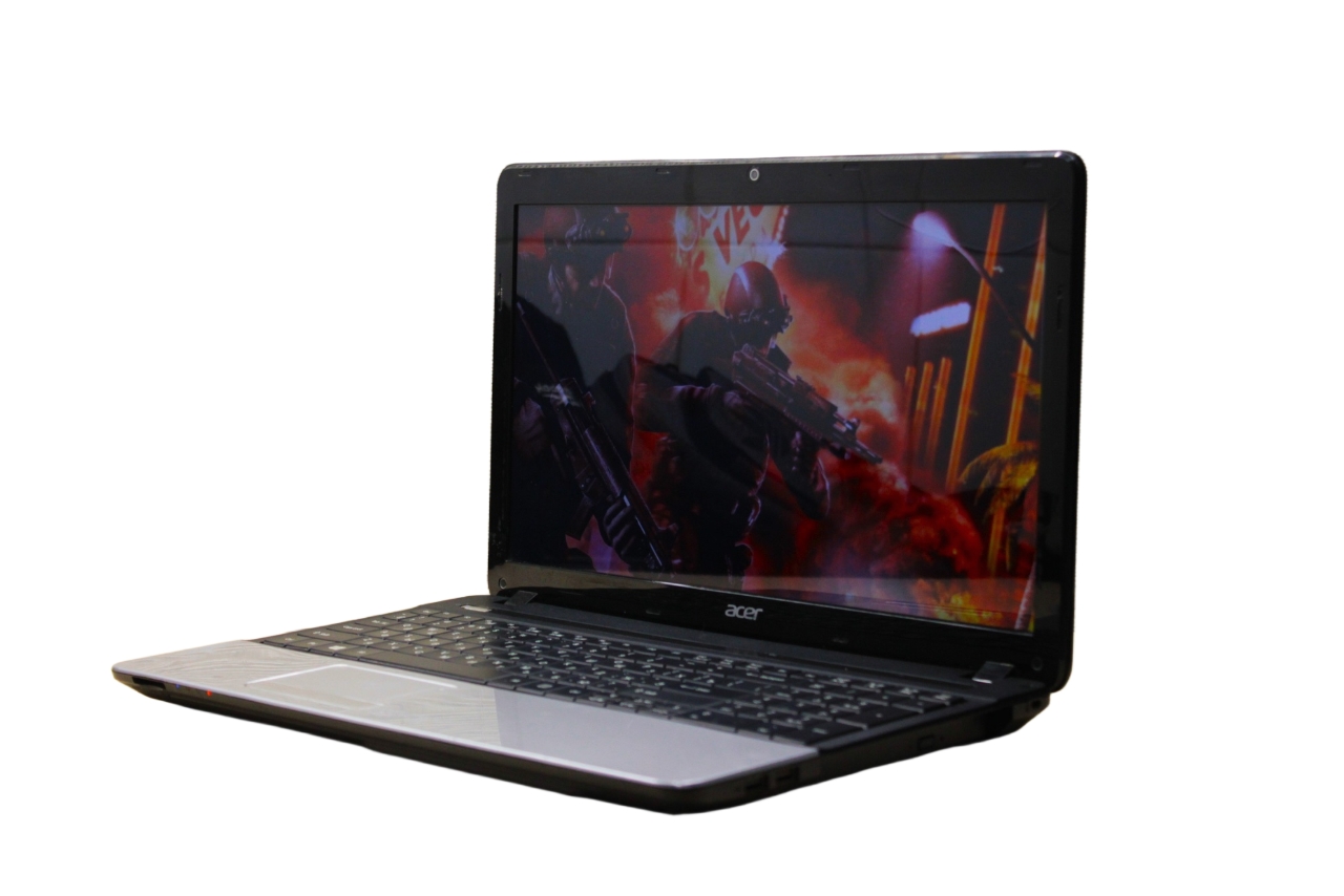 Ноутбук Acer Aspire E1-571G/i5-3210M/6/240