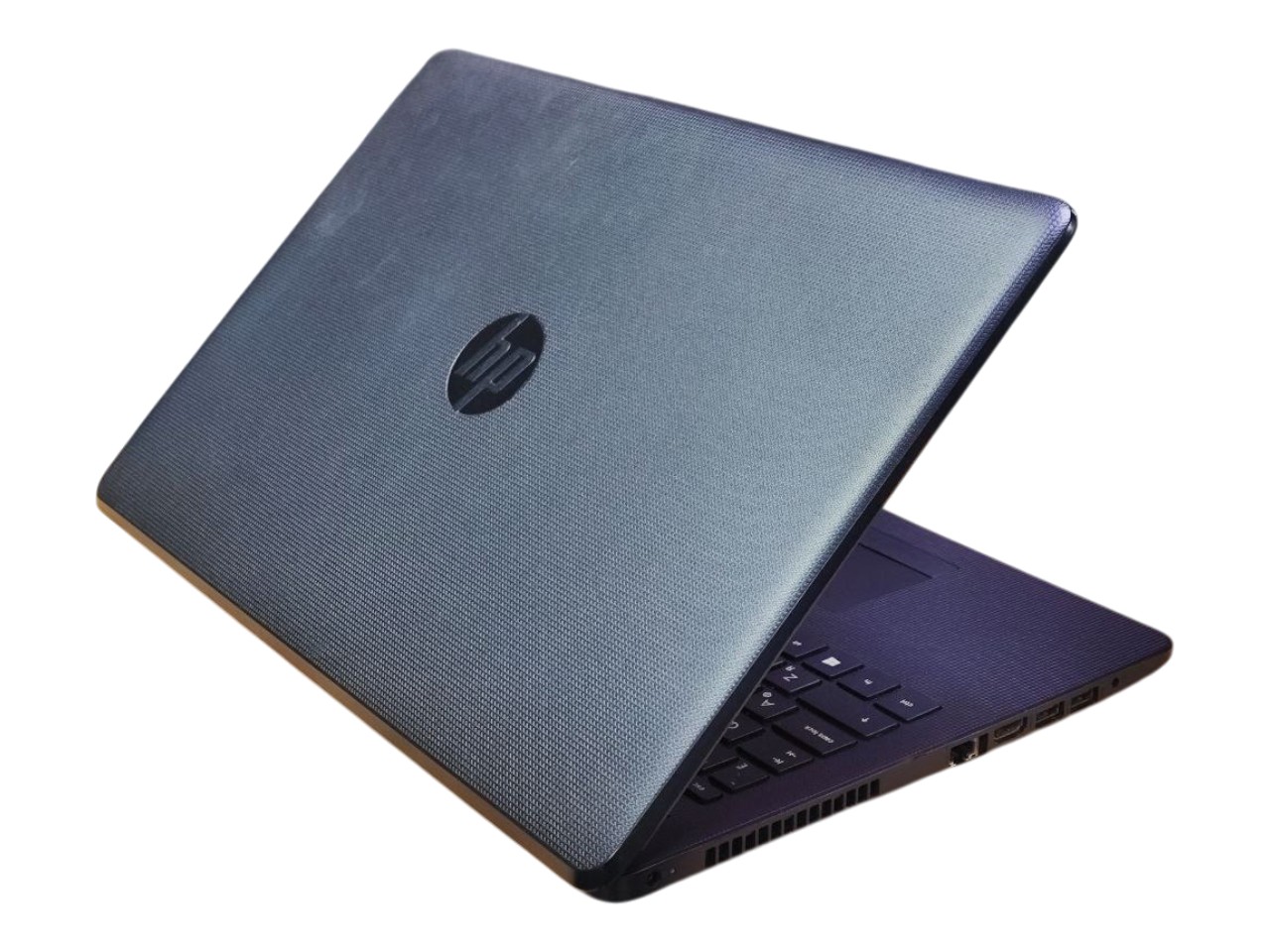 Ноутбук HP 15-rb028ur