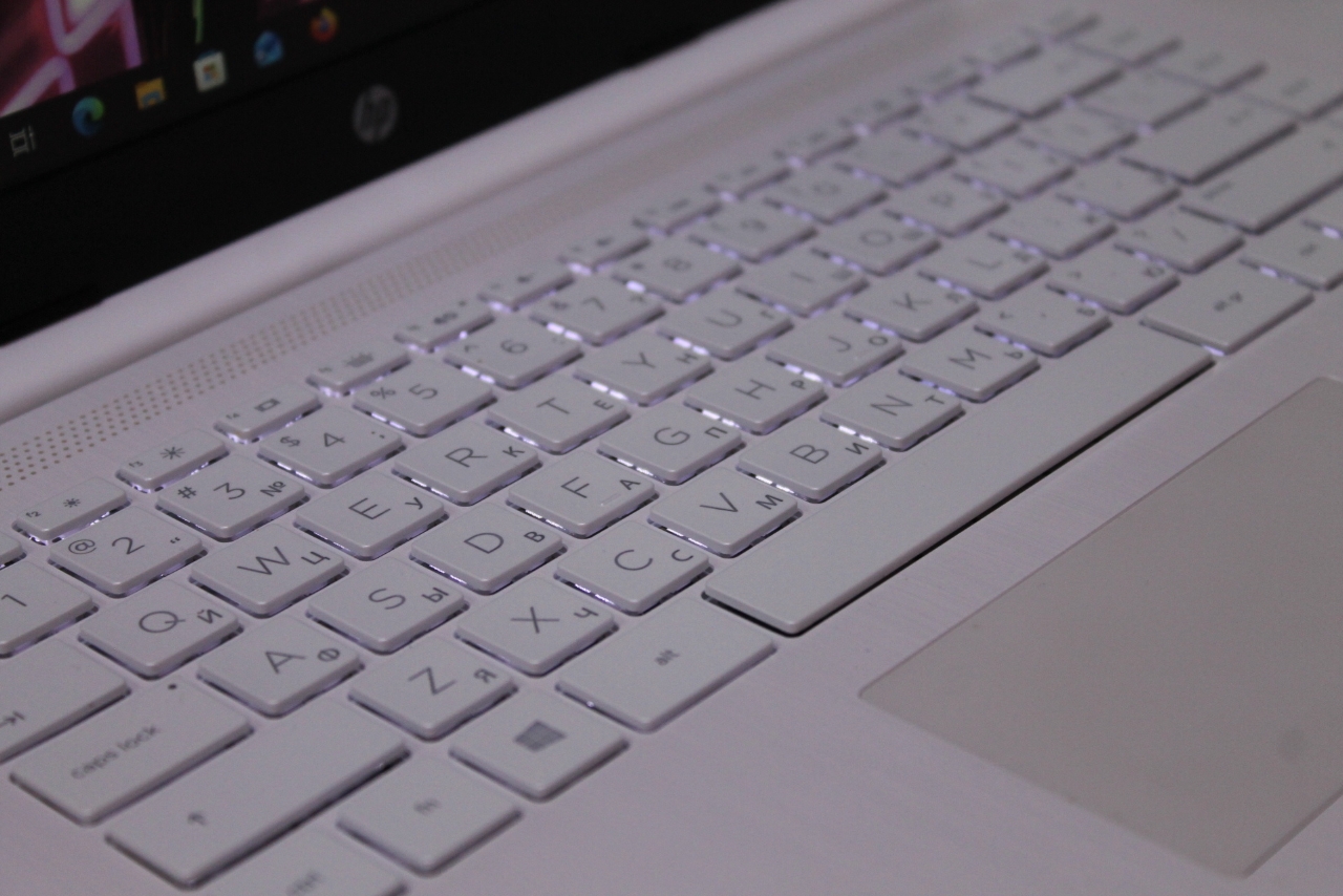 Ноутбук HP 14s-dq1021ur