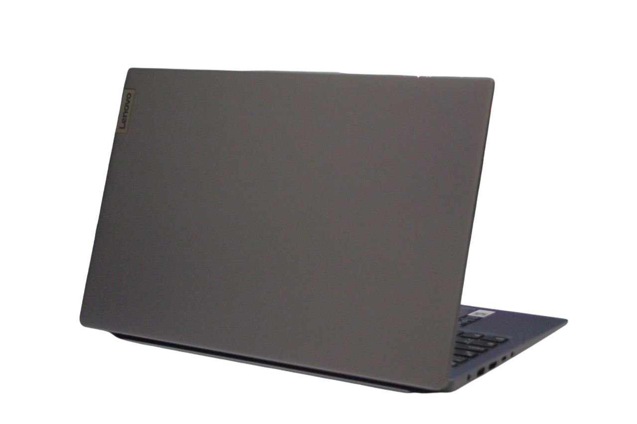 Lenovo IdeaPad Slim 3 15IRU8