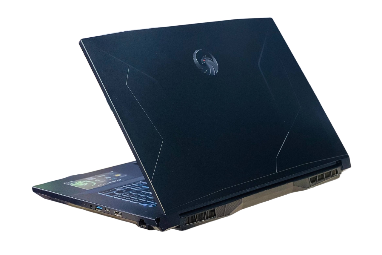 MSI Bravo 17 С7VE