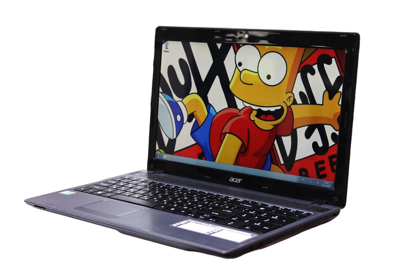 Ноутбук Acer 5733-384G32