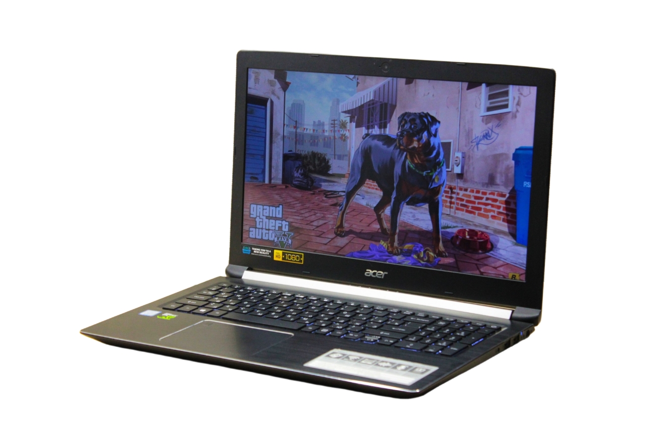 Acer A715-72G-574V
