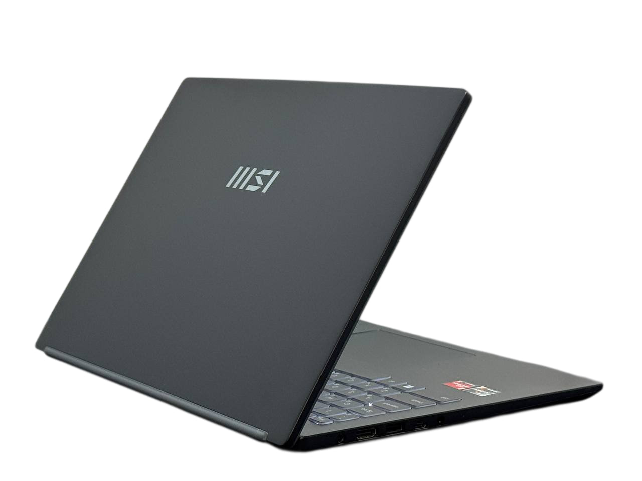 Ноутбук MSI Modern 15 B7M-217XRU