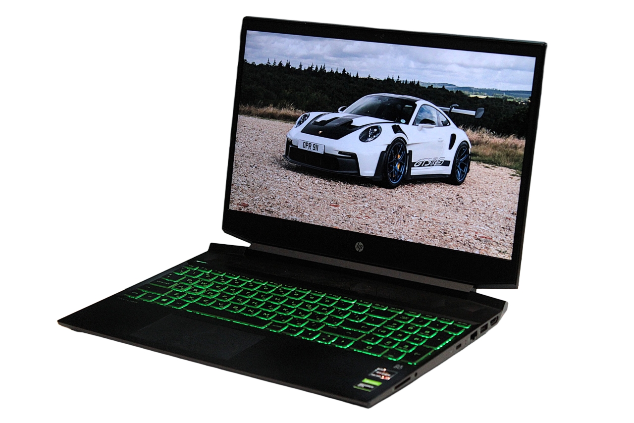 HP Pavilion 15-ec1033ur