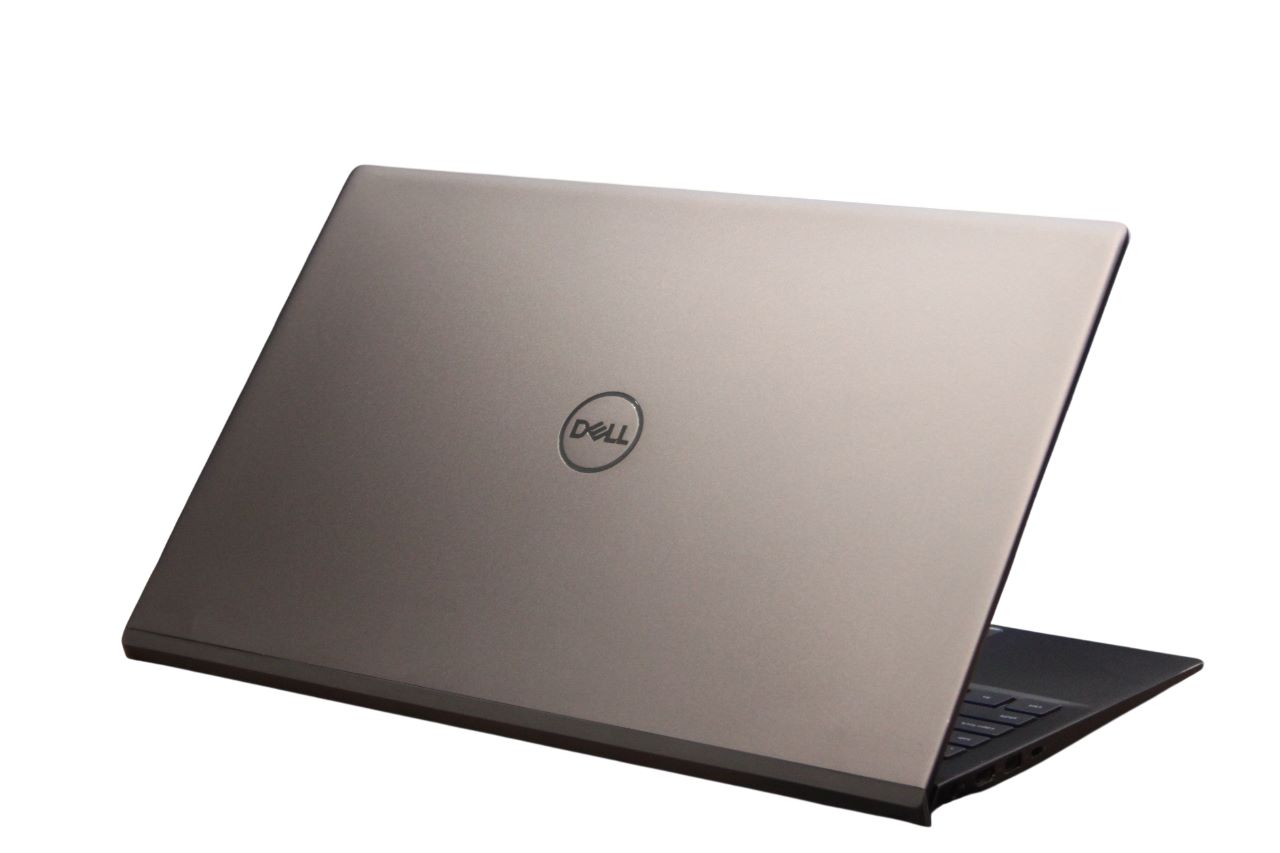 Ноутбук DELL Vostro P102F002